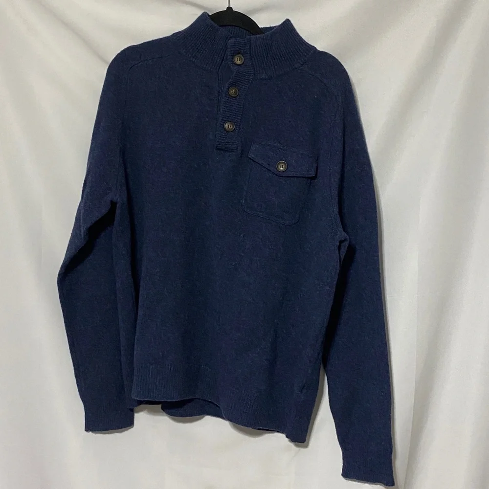 J. Crew‎ Factory Navy  Size XL 100% LAMBSWOOL 3/4 Button Sweater with Button